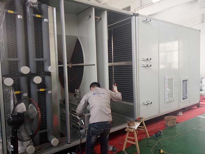 威海某大型化工企業(yè)兩臺10%濕度，40000風(fēng)量2臺除濕機組